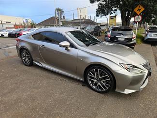 2017 Lexus RC300h