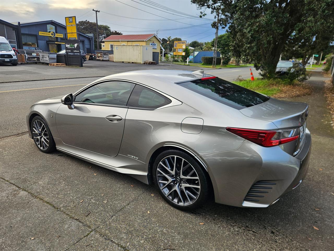 2017 Lexus RC300h