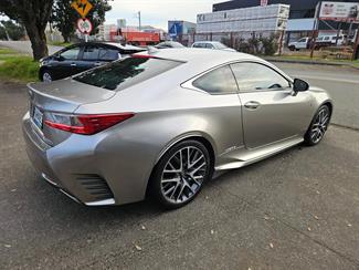 2017 Lexus RC300h - Thumbnail