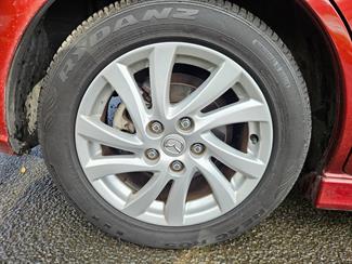 2011 Mazda Premacy - Thumbnail