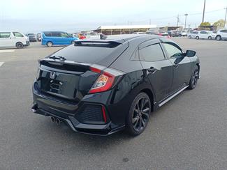 2019 Honda Civic - Thumbnail