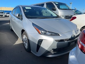 2022 Toyota Prius - Thumbnail