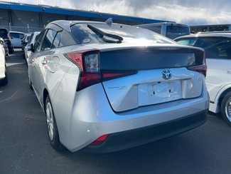 2022 Toyota Prius - Thumbnail