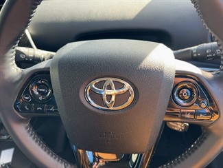 2022 Toyota Prius - Thumbnail