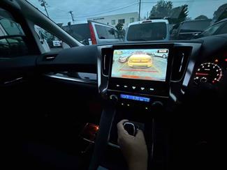 2017 Toyota Vellfire - Thumbnail