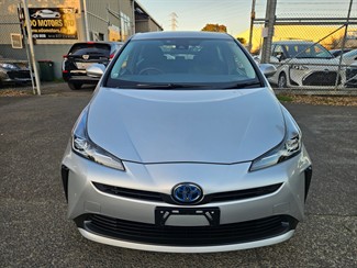 2021 Toyota Prius - Thumbnail