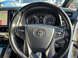 2016 Toyota Vellfire - Thumbnail