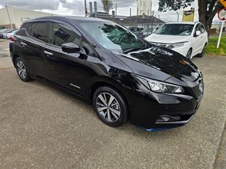 2021 Nissan Leaf - Thumbnail