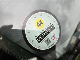 2021 Nissan Leaf - Thumbnail