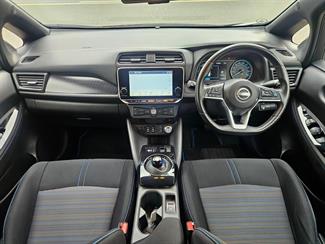 2021 Nissan Leaf - Thumbnail