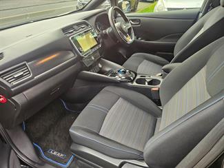 2021 Nissan Leaf - Thumbnail