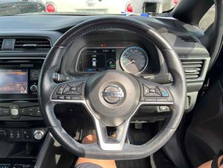 2019 Nissan Leaf - Thumbnail