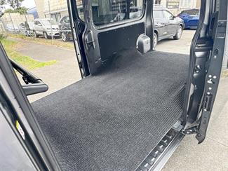 2025 Nissan Caravan - Thumbnail