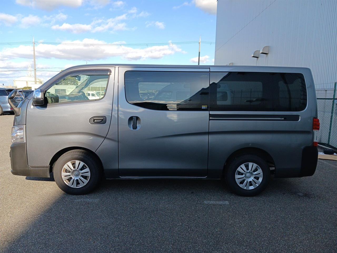 2025 Nissan Caravan