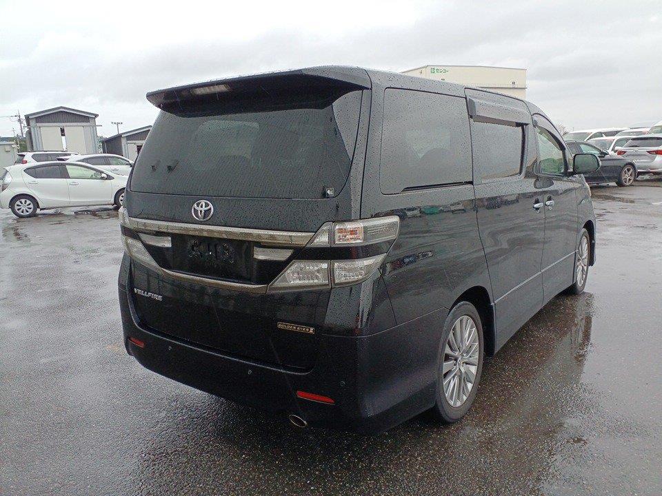 2014 Toyota Vellfire