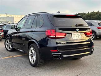 2017 BMW X5 - Thumbnail