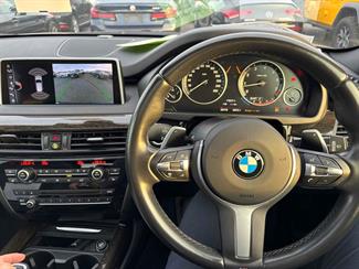 2017 BMW X5 - Thumbnail