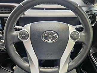 2016 Toyota Aqua - Thumbnail