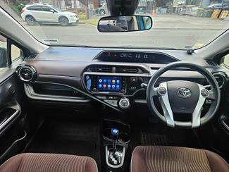 2016 Toyota Aqua - Thumbnail