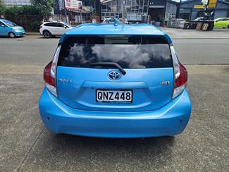 2016 Toyota Aqua - Thumbnail