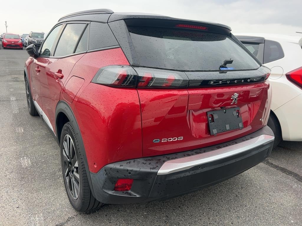 2023 Peugeot E-2008