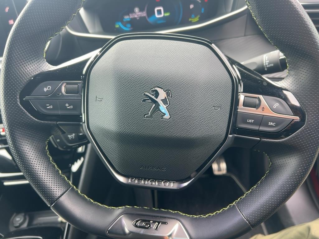 2023 Peugeot E-2008