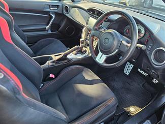2015 Toyota 86 - Thumbnail