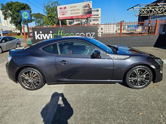2015 Toyota 86 - Thumbnail