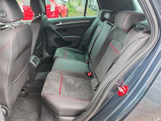 2019 Volkswagen Golf - Thumbnail