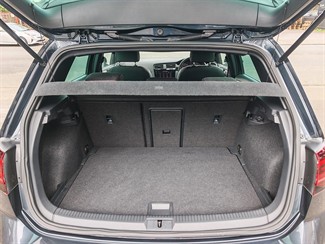 2019 Volkswagen Golf - Thumbnail