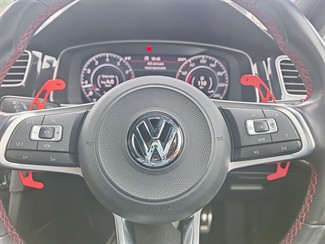 2019 Volkswagen Golf - Thumbnail