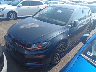 2019 Volkswagen Golf - Thumbnail