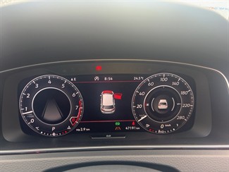 2019 Volkswagen Golf - Thumbnail