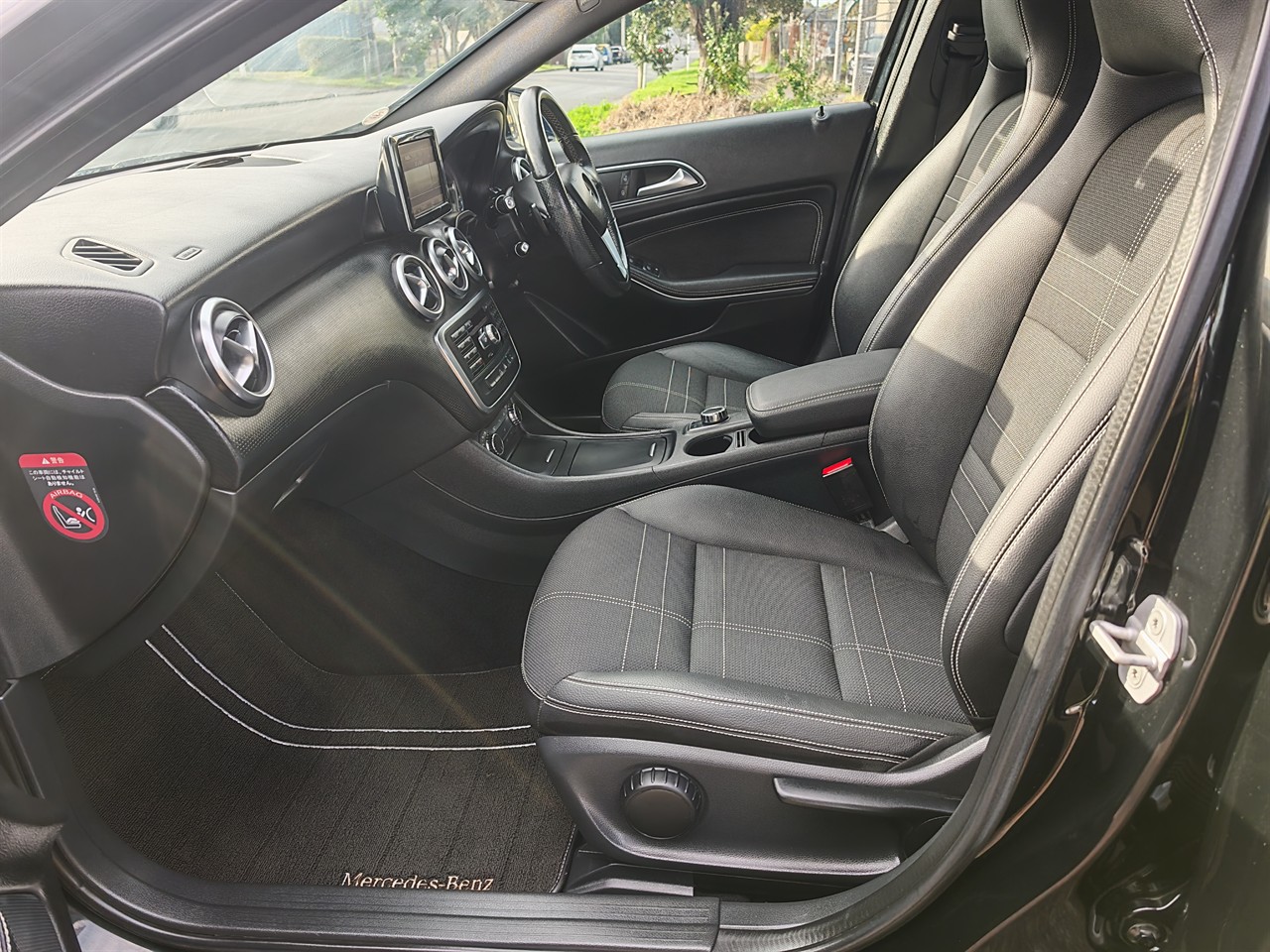 2015 Mercedes-Benz A 180