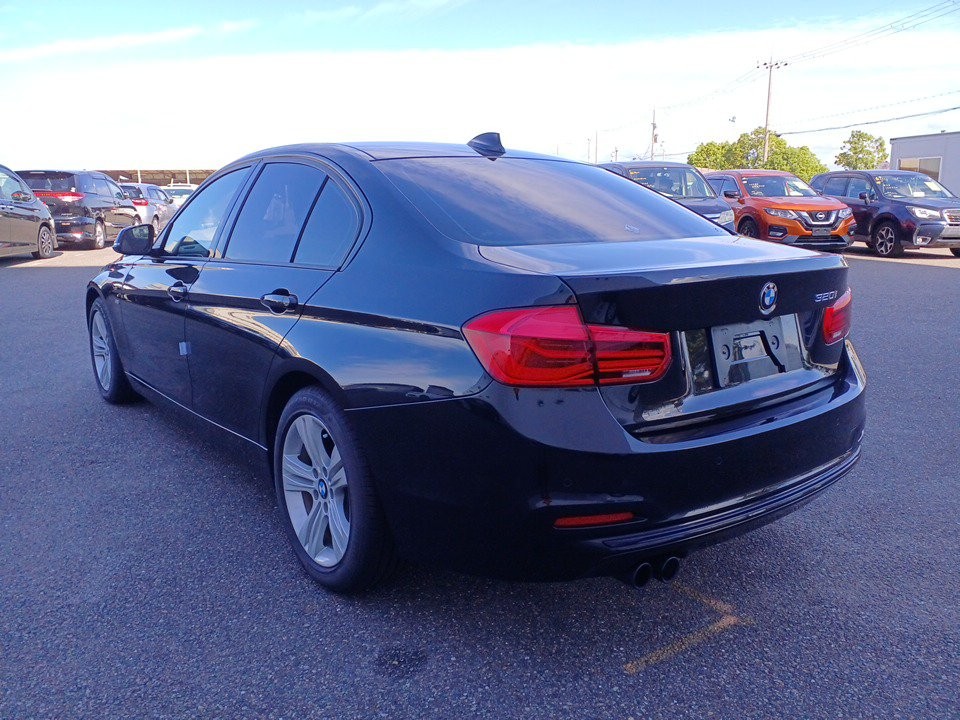 2018 BMW 320i