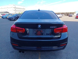 2018 BMW 320i - Thumbnail