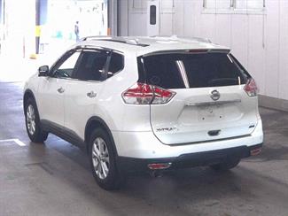 2015 Nissan X-trail - Thumbnail