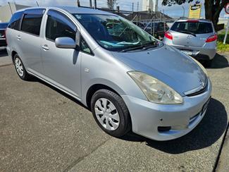 2006 Toyota Wish - Thumbnail