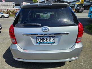 2006 Toyota Wish - Thumbnail
