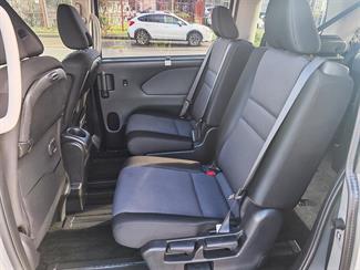 2020 Nissan Serena - Thumbnail