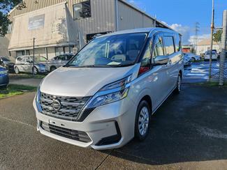 2020 Nissan Serena - Thumbnail