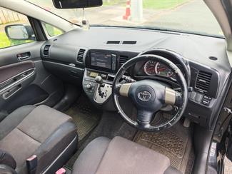 2007 Toyota Wish - Thumbnail