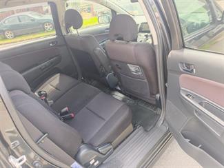 2007 Toyota Wish - Thumbnail