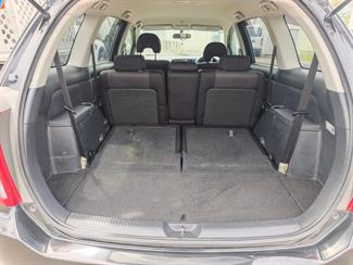 2007 Toyota Wish - Thumbnail