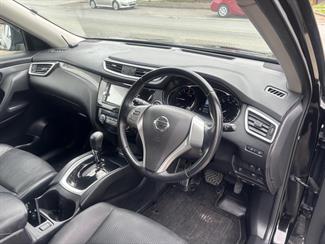 2016 Nissan X-Trail - Thumbnail