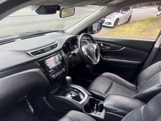 2016 Nissan X-Trail - Thumbnail