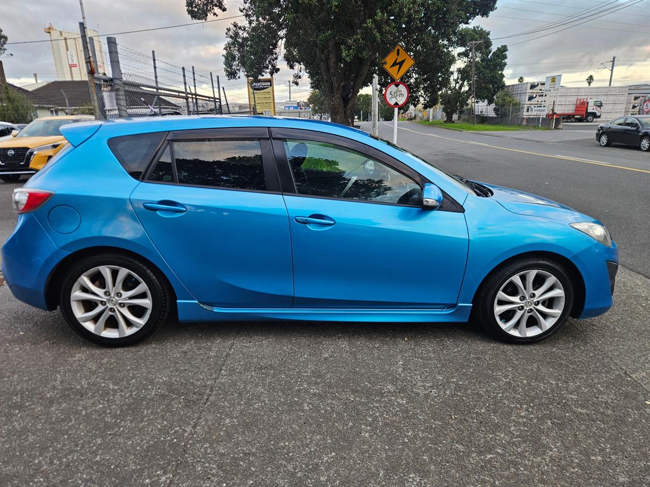 2010 Mazda Axela