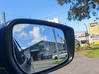 2019 Nissan Leaf - Thumbnail