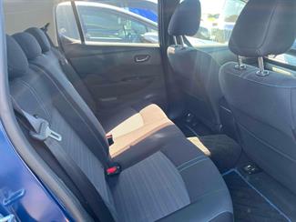 2019 Nissan Leaf - Thumbnail