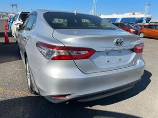 2020 Toyota Camry - Thumbnail